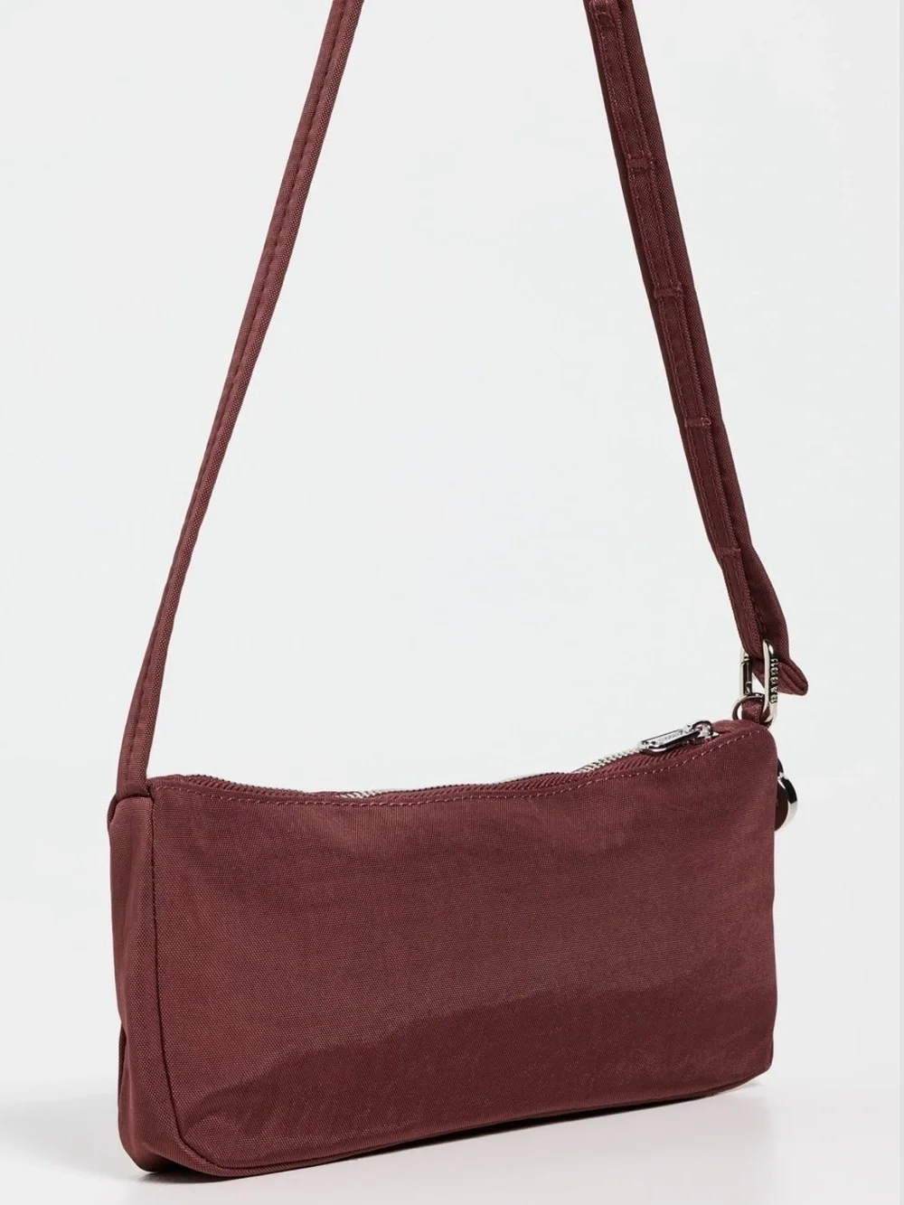 BAGGU Nylon Pochette in Mahogany - Picture 5 of 7